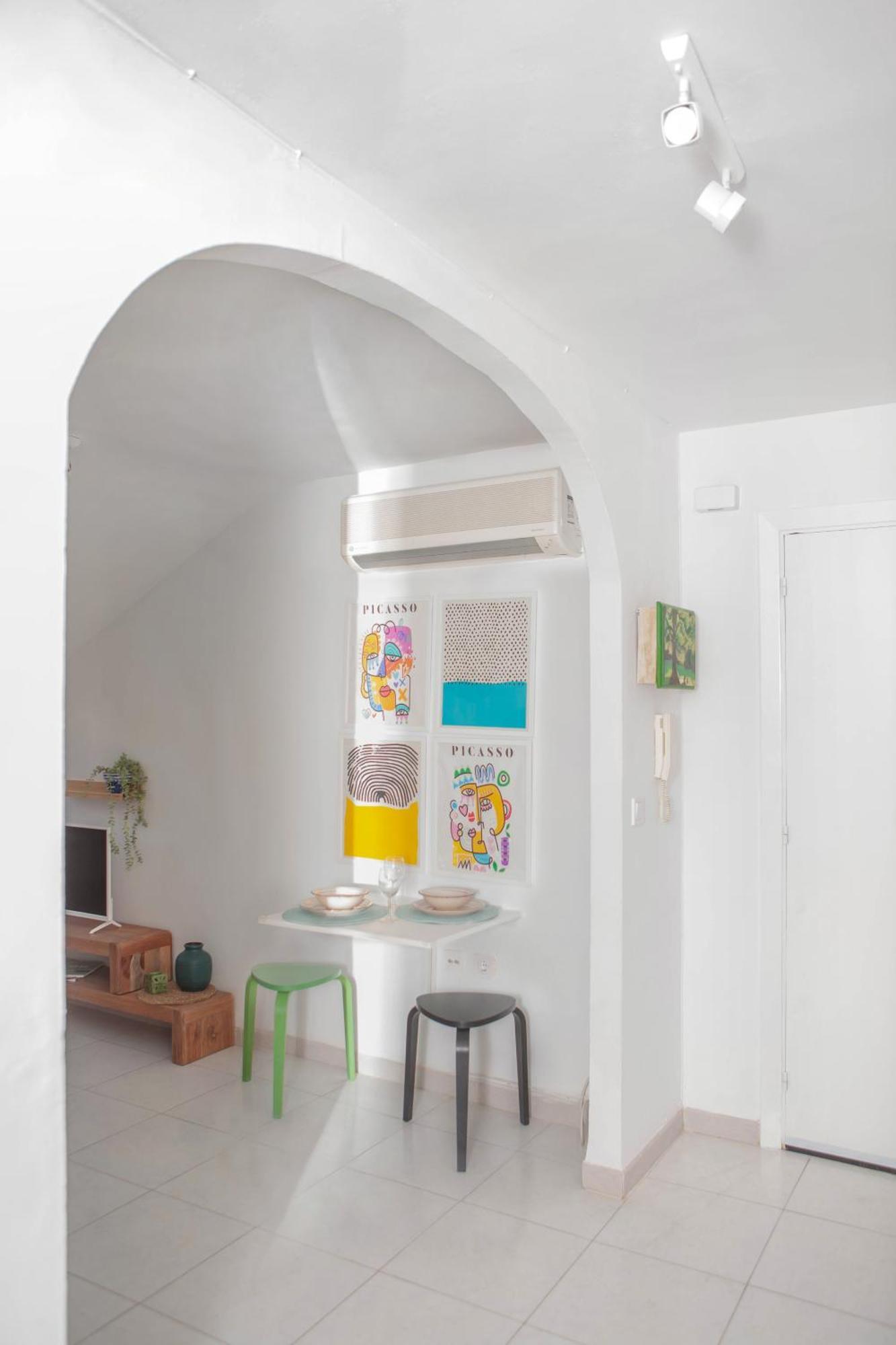 מאלגה Picasso'S Dream Cozy & Chic Attic Plaza Merced מראה חיצוני תמונה